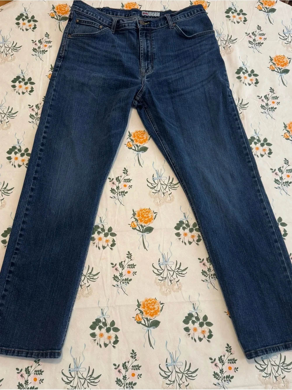 Wrangler Classic Men's Dark Blue Straight-Leg Jeans